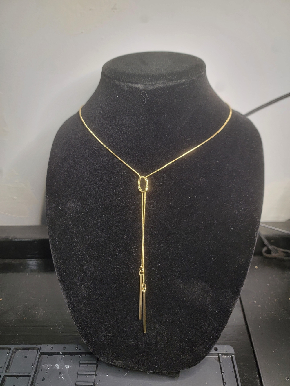 Elegant Gold Lariat Necklace - Women's Jewelry